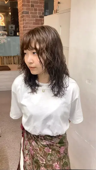 セミロング パーマ ウルフレイヤー エクステ/kokiのヘアスタイル
