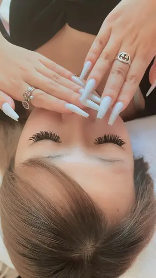 パーマ マツエク・マツパ アイブロウ 神山 ビューティー・アイのマツエク・マツパデザイン