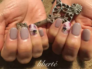 ネイル liberté (リベルテ)のネイルデザイン