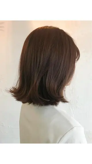 ミディアム カラー あずまぐち めぐみのヘアスタイル