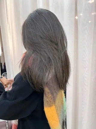 セミロング カラー haco＋所属・圧倒的デザイン力 店長🎨RENAのヘアスタイル