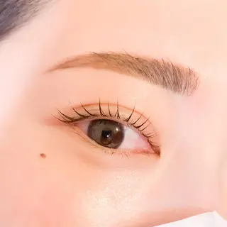 アイブロウ Amber eyes 矢野みずきのマツエク・マツパデザイン