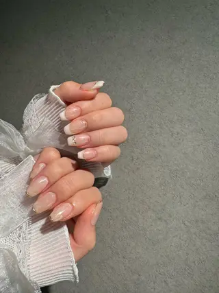 ネイル I-nailロング /ワンホン/キラキラのネイルデザイン