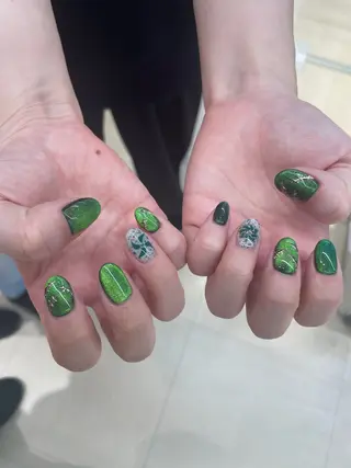 ネイル little_izm 〜リトルイズム〜のネイルデザイン