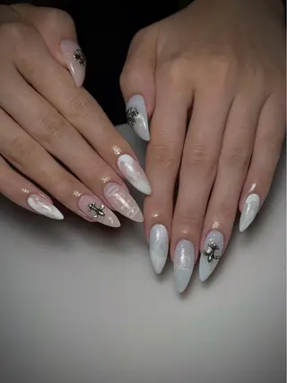 ネイル SoLuna 【ソルナ】のネイルデザイン