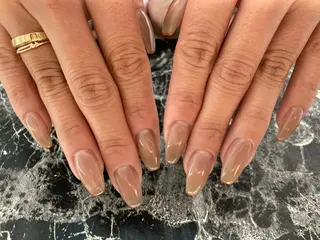 ミディアム ネイル ✴︎ Delightのネイルデザイン