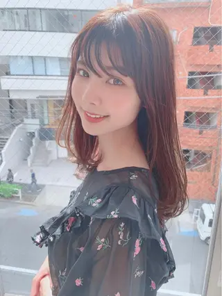 ミディアム カラー ヘアアレンジ 【公式】amble luxe池袋東口🩷のヘアスタイル