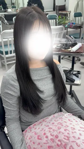 セミロング 羽エクステ/シール エクステ/横浜駅5分のヘアスタイル