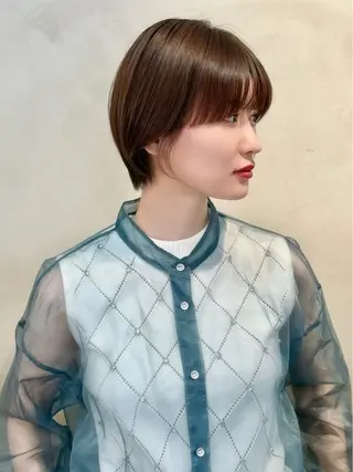 ショート 佐藤 真衣のヘアスタイル