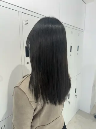 ロング ya₥a/メンズカッ ト/透明感カラーのヘアスタイル