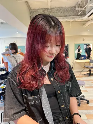 ロング カラー 🌈デザインヘア職人 Kaede🌈のヘアスタイル