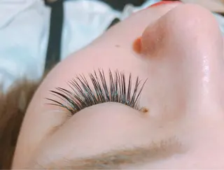 マツエク・マツパ fan.germe 副店長MIYABIのマツエク・マツパデザイン