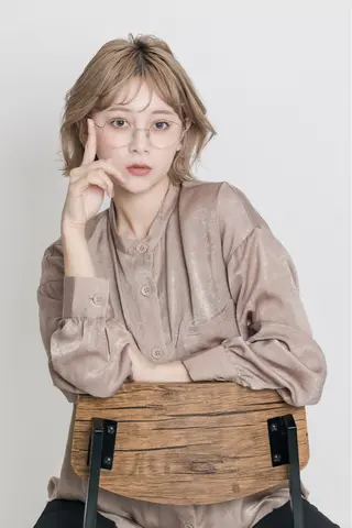 ショート hoNua. 栄/透明感カラーのヘアスタイル