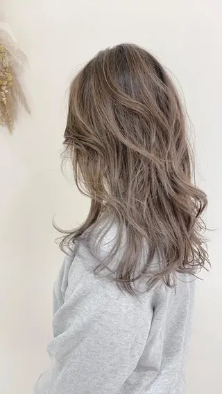 ミディアム marju銀座 マージュギンザのヘアスタイル