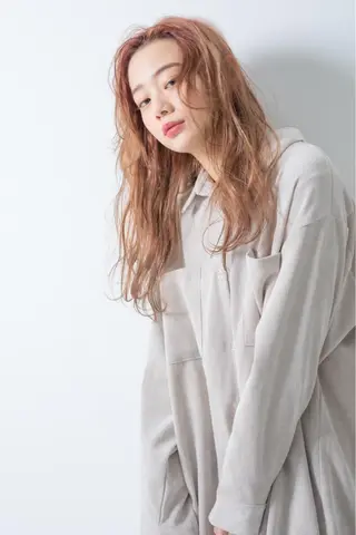 ロング カラー パーマ ヘアアレンジ memento 斎藤大覚のヘアスタイル