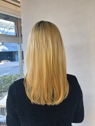 ミディアム Iris by artina 武蔵小杉店【イリス バイ アルティナ】所属・🎼レイヤー/顔周り カット/nene♬のヘアスタイル
