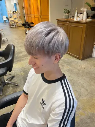 カラー メンズ RIN／韓国ヘア レイヤーカットのヘアスタイル