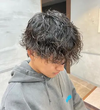 パーマ メンズ 宍戸 海斗のヘアスタイル