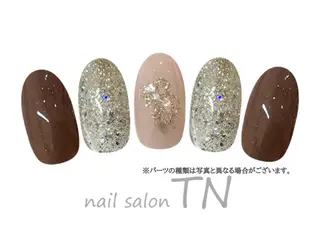 ネイル 中島 実穂のネイルデザイン