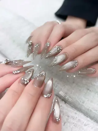 ネイル Uzuki ／ROCCOnailのネイルデザイン