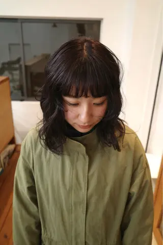 ミディアム カラー moemi / neu 清澄白河のヘアスタイル