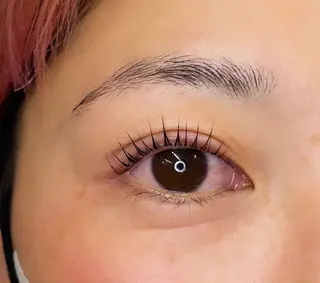 マツエク・マツパ MAQUIA御殿場店 髙橋のマツエク・マツパデザイン