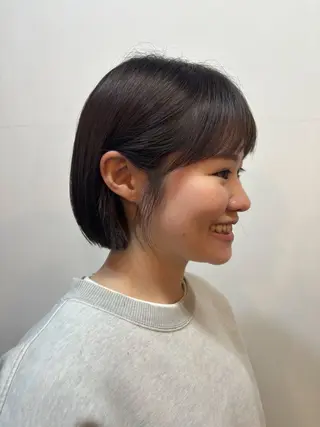 ショート ウシロダ メグミのヘアスタイル