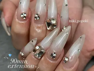 ネイル STAR RIVER【スターリバー】所属・個性派/ちゅるん/ モチ好評◎｜MIKIのネイルデザイン