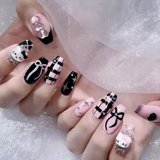 ネイル Queens ゲンのネイルデザイン