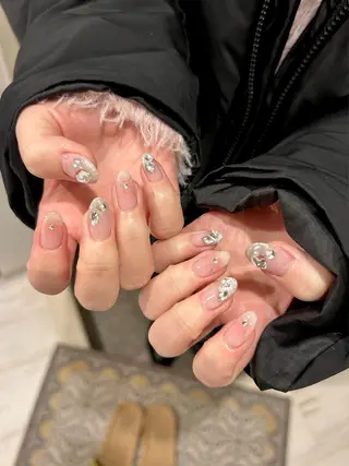 ネイル ⠀ loggy.のネイルデザイン