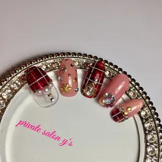 ネイル y' sのネイルデザイン