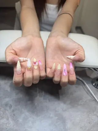 ネイル IROHA NAIL 北村菜帆のネイルデザイン