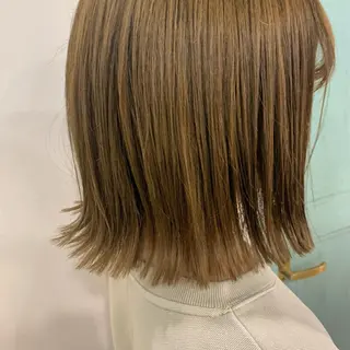 ミディアム 早坂 裕真のヘアスタイル