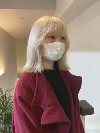 ミディアム カラー ネイル マツエク・マツパ アイブロウ ⭐ハイトーンブリーチ ミルクティーピンクのヘアスタイル