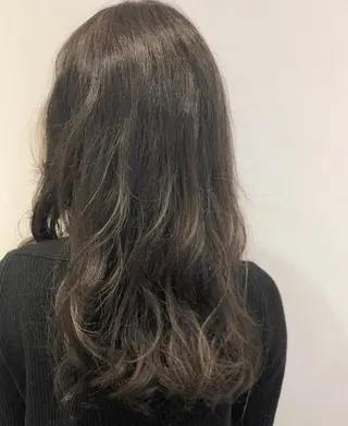 ロング カラー パーマ selma est所属・ショート/韓国ヘア Moto✂︎のヘアスタイル