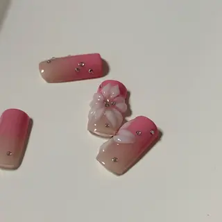 ネイル Taniguchi hinaのネイルデザイン