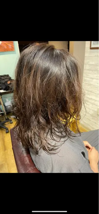 ミディアム ブルースヘアギャラリー所属・神宮寺 悠雅のヘアスタイル