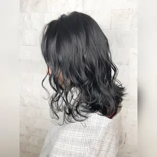 ミディアム 圧倒的美髪ストレート ツダケイタロウのヘアスタイル