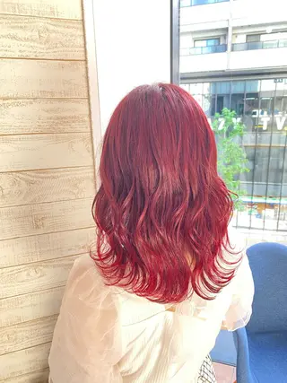 ミディアム レイヤー/ショート カット/服部タカノリのヘアスタイル