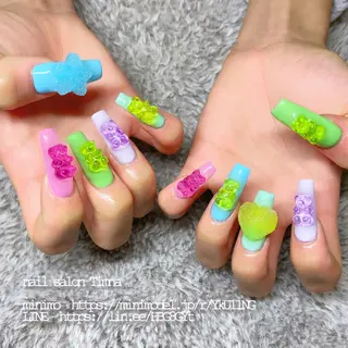 ロング NAILSALON 🍔Timna🍟のネイルデザイン