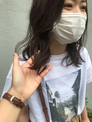 セミロング さの あやねのヘアスタイル