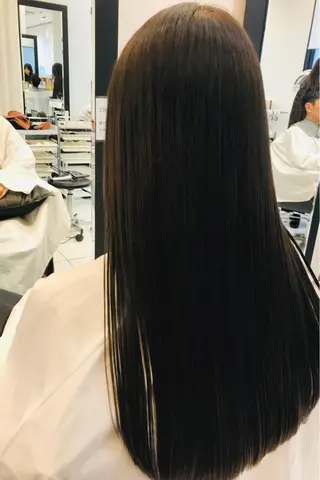 ロング YASU🍎CUT 赤系カラー/ヘアケアのヘアスタイル