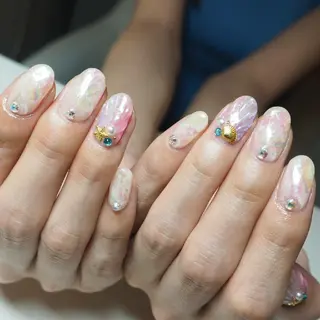 ネイル 横浜東口Monie☆ REIKAのネイルデザイン