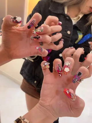 ネイル LEDアイラッシュ ∩_∩アオイのマツエク・マツパデザイン