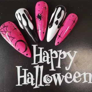 セミロング ネイル クロキ 。のネイルデザイン