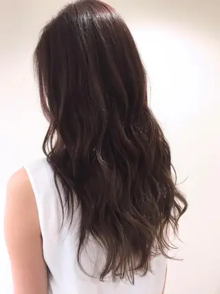 セミロング Noe心斎橋所属・Noe心斎橋 堀田 朋宏のヘアスタイル