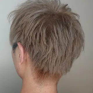 メンズ カラー ヘアアレンジ ブリーチ/ヘアケア/ 艶髪/イギチハルのヘアスタイル