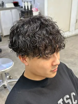 パーマ メンズ fifth men's原宿所属・fifth/原宿/ シャドウパーマ/カズのヘアスタイル
