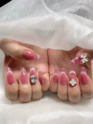 ネイル W&nail  slon所属・W·mai nail 関内のネイルデザイン