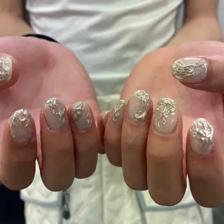 ネイル nailstudio eviz新宿店のネイルデザイン